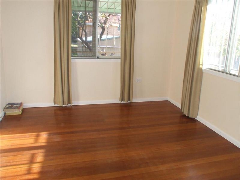 15 Kogarah Street, Tarragindi QLD 4121