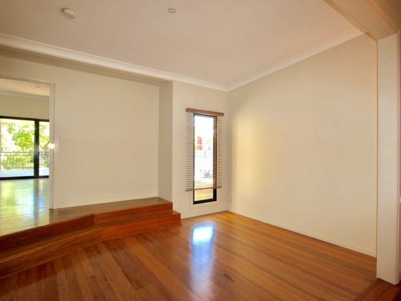 15 Gresham Street, East Brisbane QLD 4169