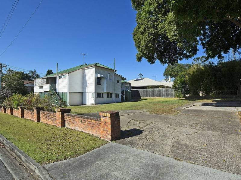 15 Dublin Street, Yeronga QLD 4104