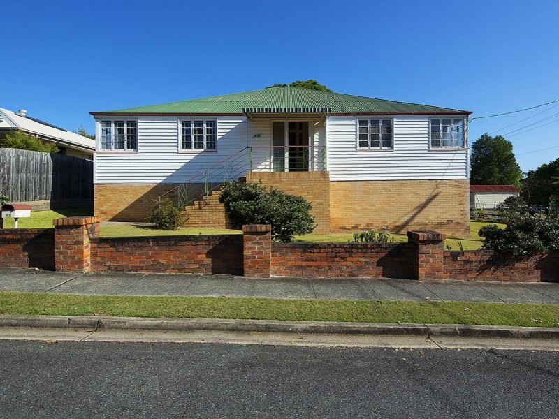 15 Dublin Street, Yeronga QLD 4104