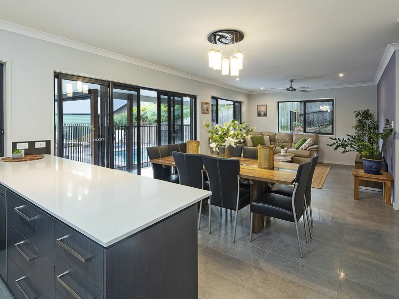 11 Glenaplin Avenue, Tarragindi QLD 4121