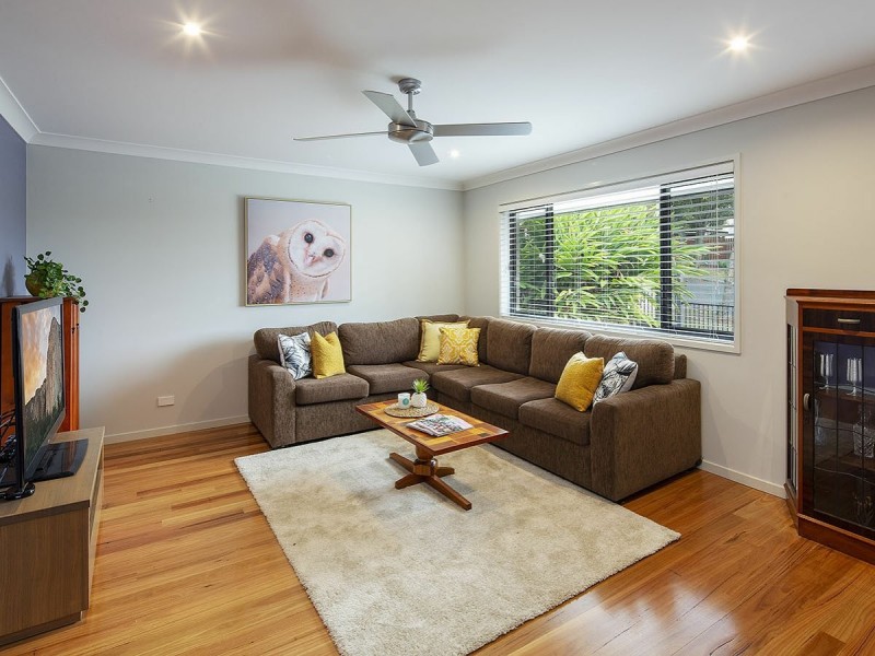 11 Glenaplin Avenue, Tarragindi QLD 4121