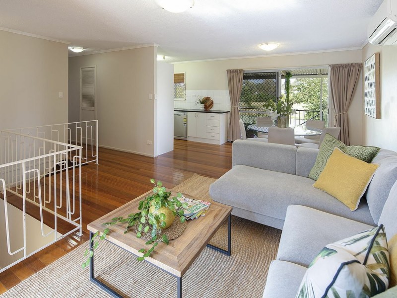 55 Ormonde Road, Yeronga QLD 4104