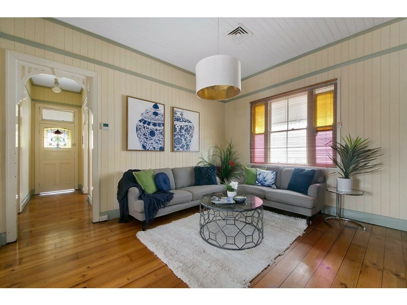 44 Carville Street, Annerley QLD 4103