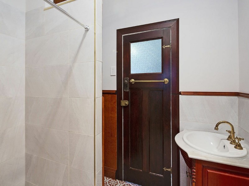 350 Annerley Road, Annerley QLD 4103