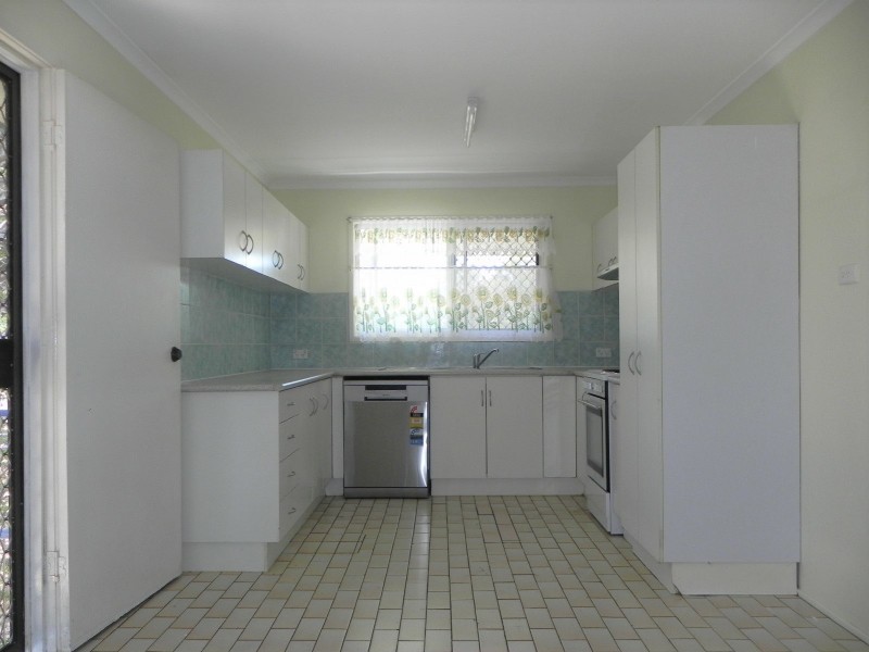 64 School Road, Yeronga QLD 4104