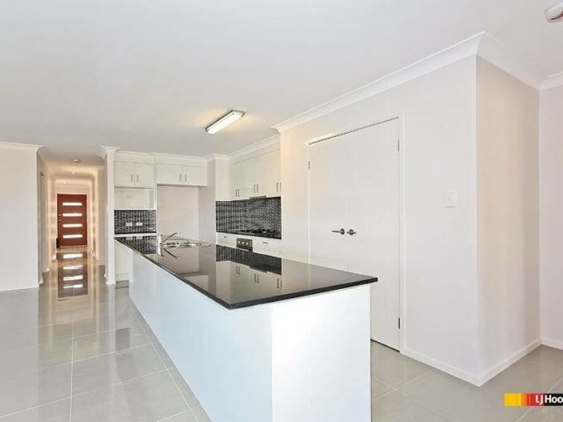 39 Parkgrove Street, Birkdale QLD 4159