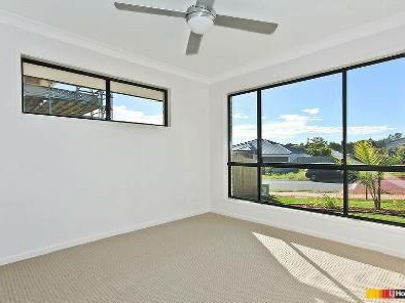 39 Parkgrove Street, Birkdale QLD 4159