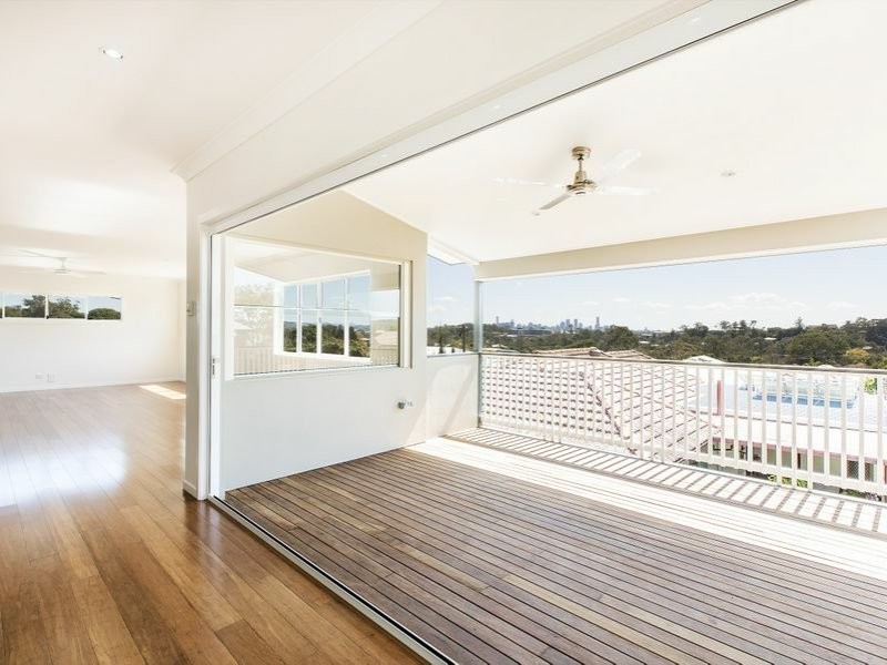 28 Weal Avenue, Tarragindi QLD 4121