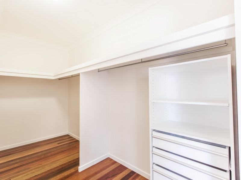 28 Weal Avenue, Tarragindi QLD 4121