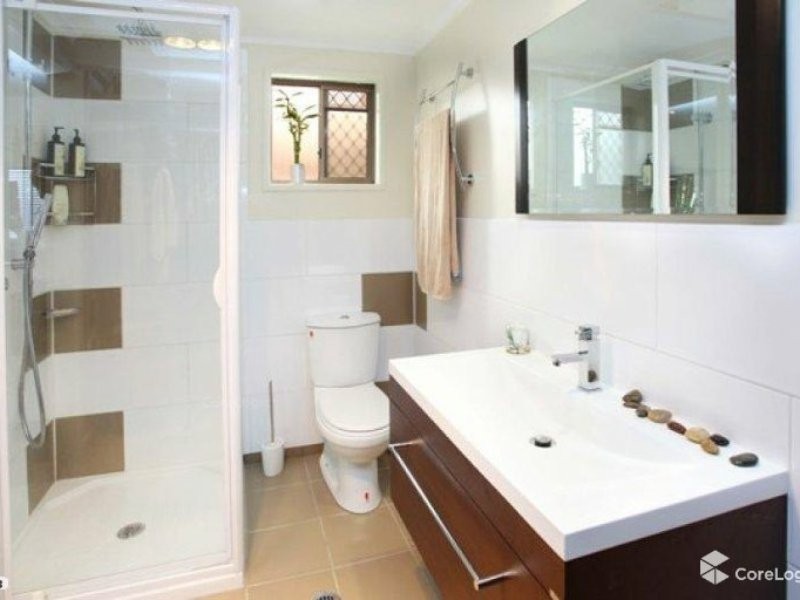 9 Killarney Street, Yeronga QLD 4104