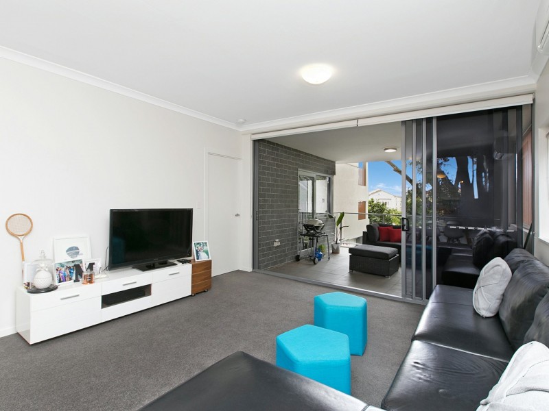 17/66 Waldheim Street, Annerley QLD 4103