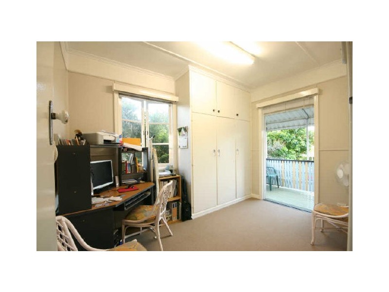 7 Laura Street, Tarragindi QLD 4121