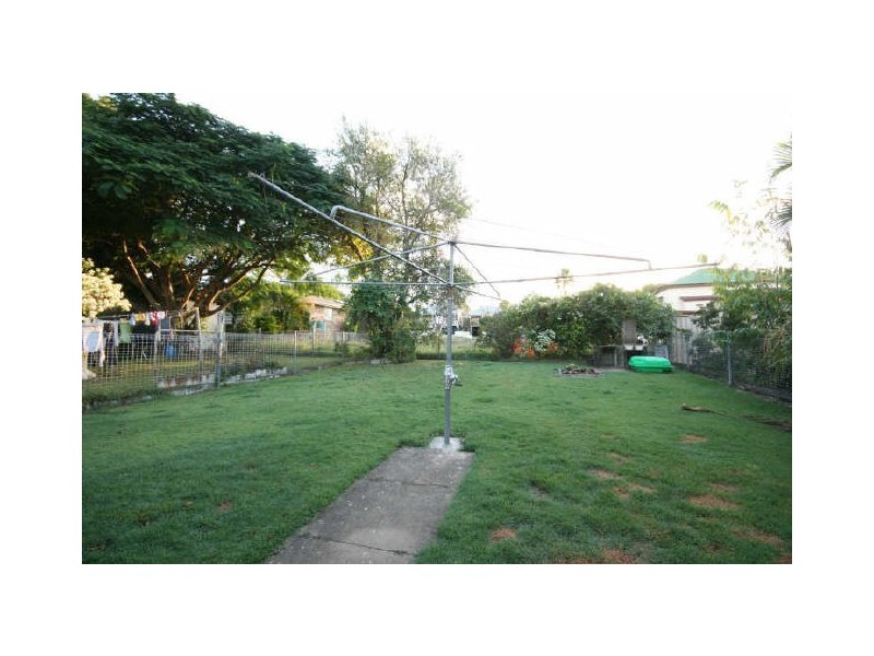 7 Laura Street, Tarragindi QLD 4121