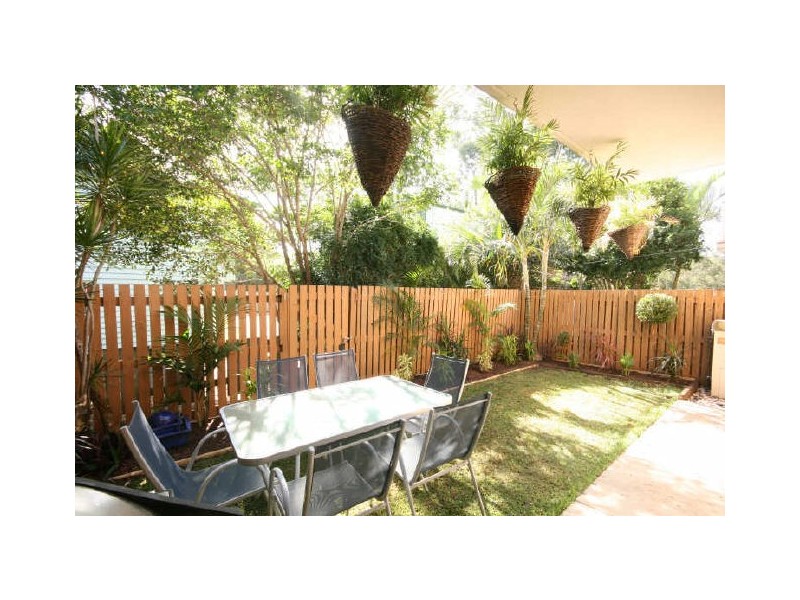 2/156 Fairfiled Road, Fairfield QLD 4103