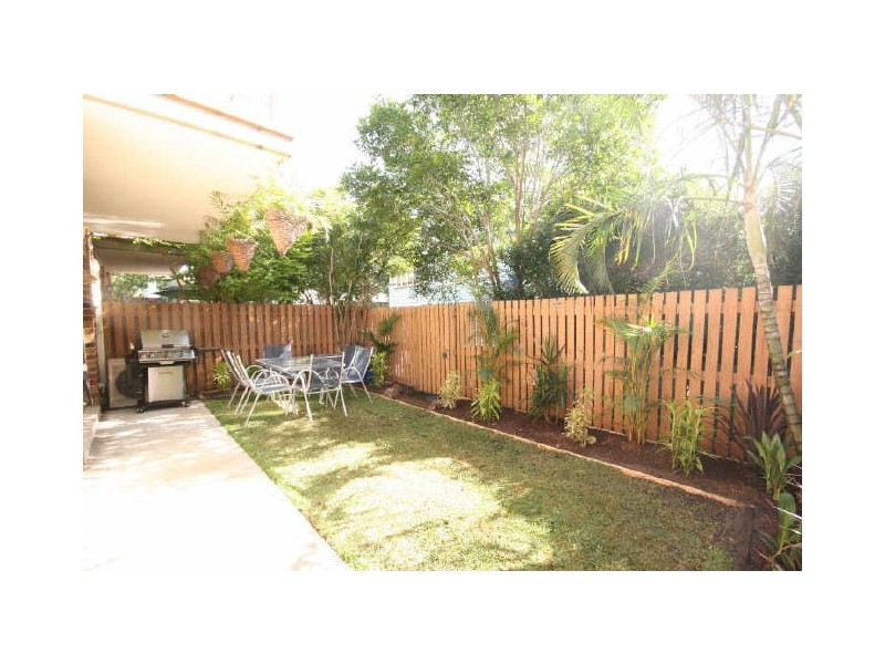 2/156 Fairfiled Road, Fairfield QLD 4103