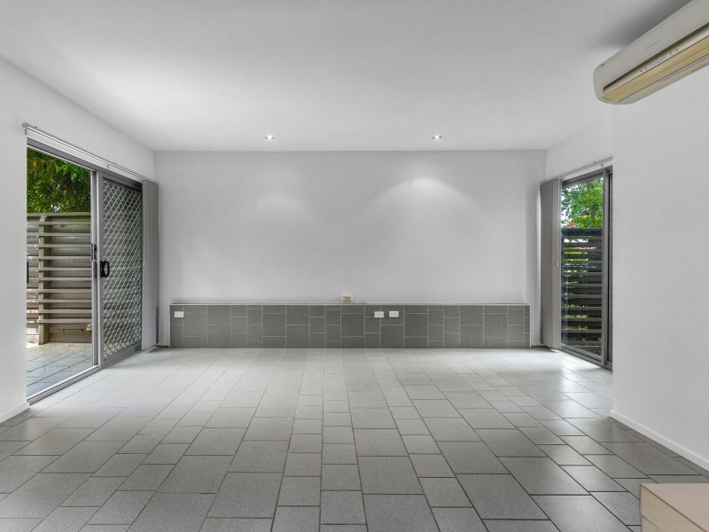 2/73 Ethel Street, Chermside QLD 4032