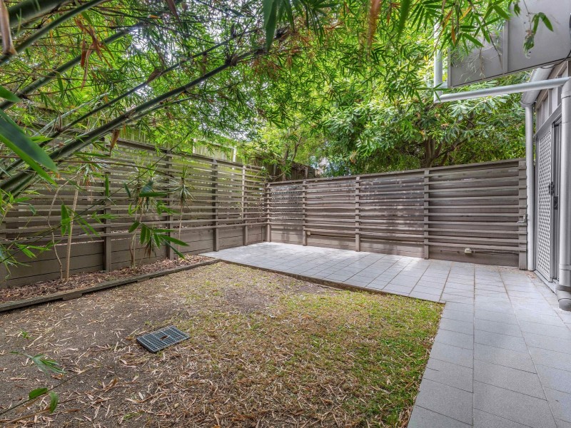 2/73 Ethel Street, Chermside QLD 4032