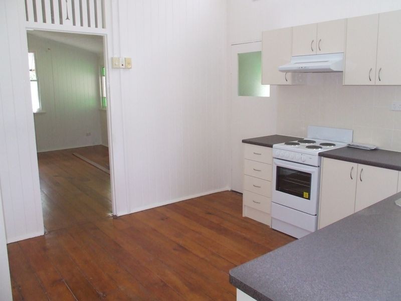 10 Park Road, Yeronga QLD 4104