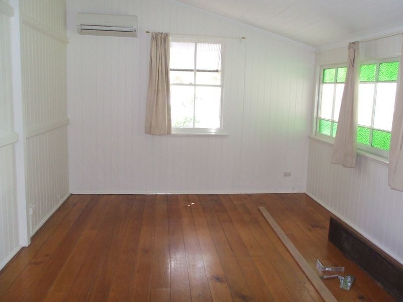 10 Park Road, Yeronga QLD 4104