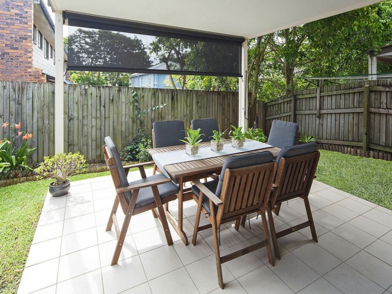 2/12 Gustavson Street, Annerley QLD 4103