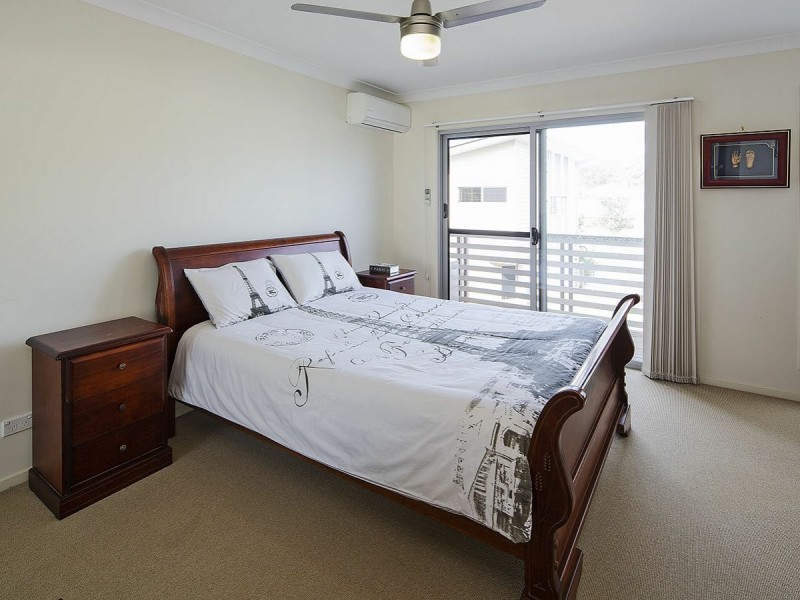 2/12 Gustavson Street, Annerley QLD 4103