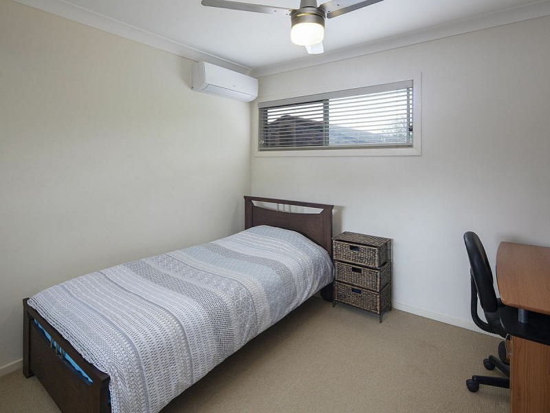 2/12 Gustavson Street, Annerley QLD 4103