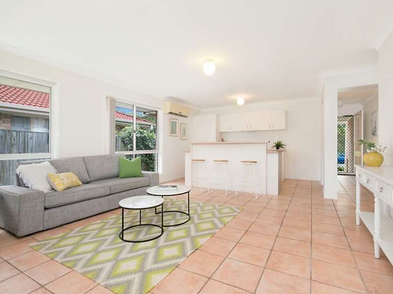 50 Evelyn Road, Wynnum West QLD 4178