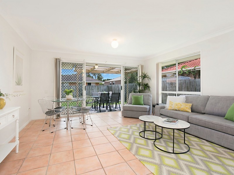 50 Evelyn Road, Wynnum West QLD 4178