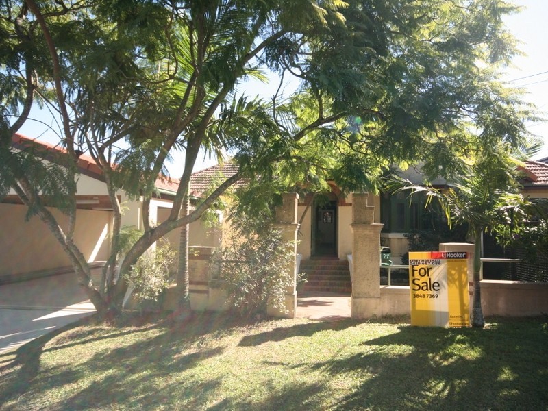 27 Mackie Street West, Moorooka QLD 4105