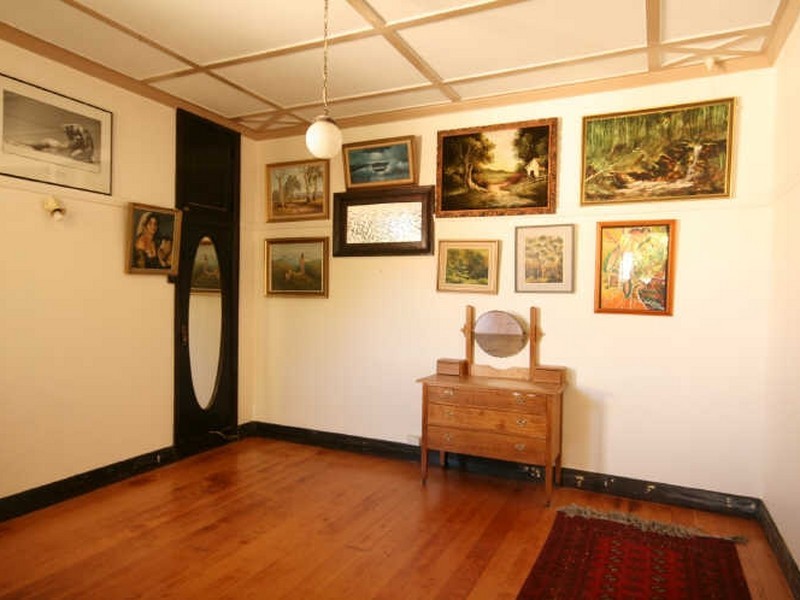 27 Mackie Street West, Moorooka QLD 4105