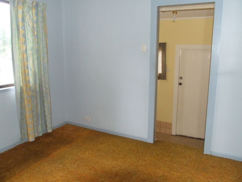 99 Lutzow Street, Tarragindi QLD 4121