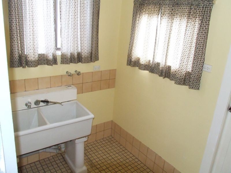 99 Lutzow Street, Tarragindi QLD 4121