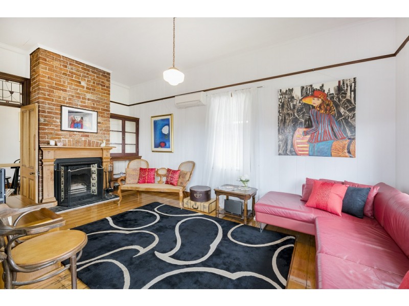 86 Cracknell Road, Annerley QLD 4103