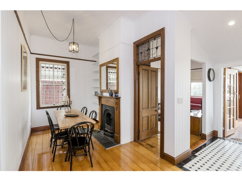 86 Cracknell Road, Annerley QLD 4103