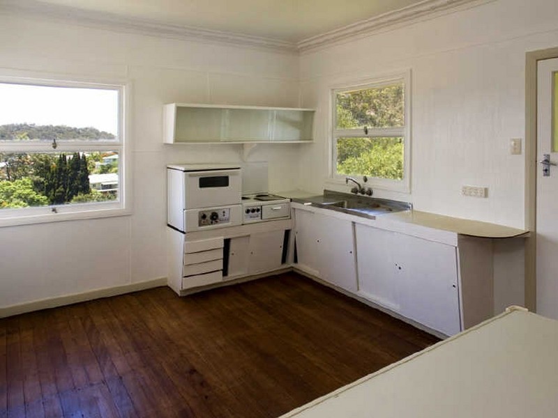 24 Charmaine Street, Moorooka QLD 4105