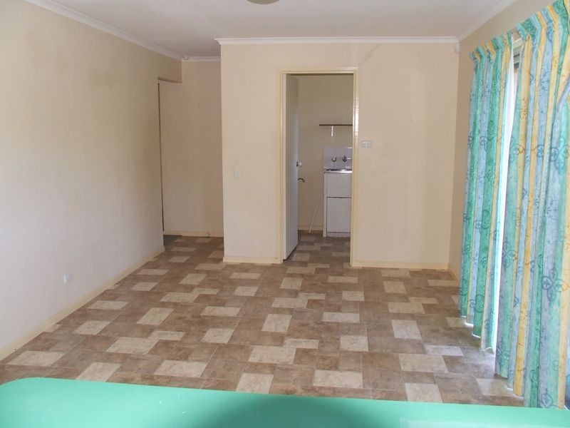 11 Dellwood Street, Nathan QLD 4111