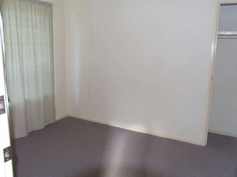 11 Dellwood Street, Nathan QLD 4111