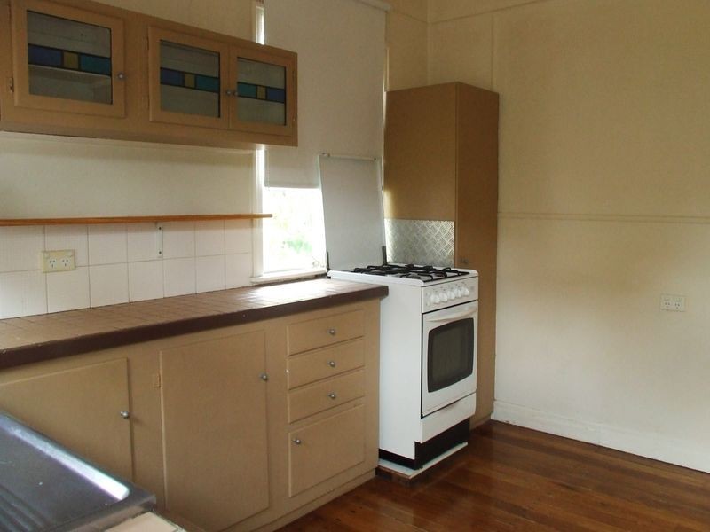 93 Laura Street, Tarragindi QLD 4121