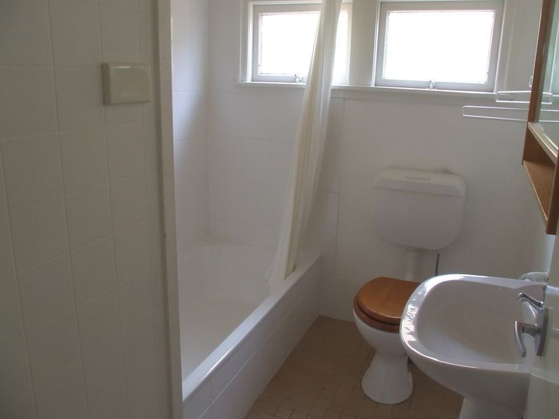 93 Laura Street, Tarragindi QLD 4121