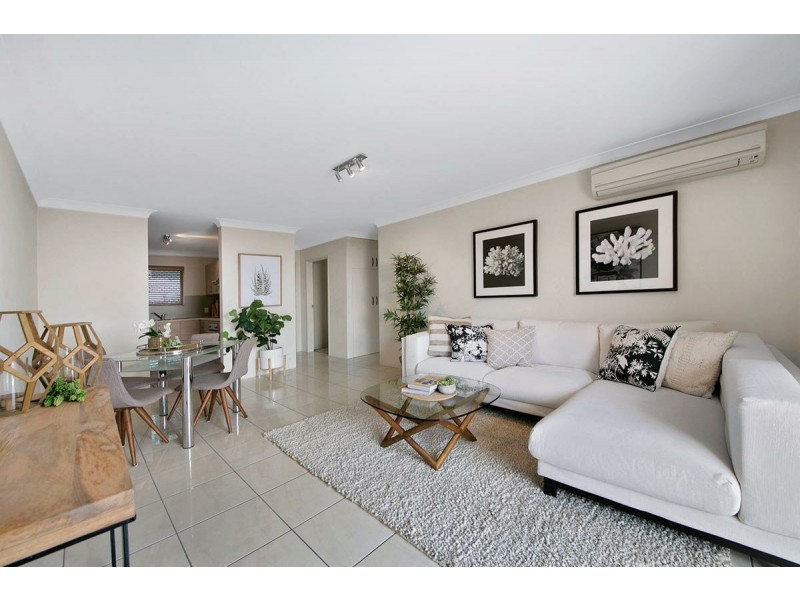 3/11 Brassey Street, Fairfield QLD 4103