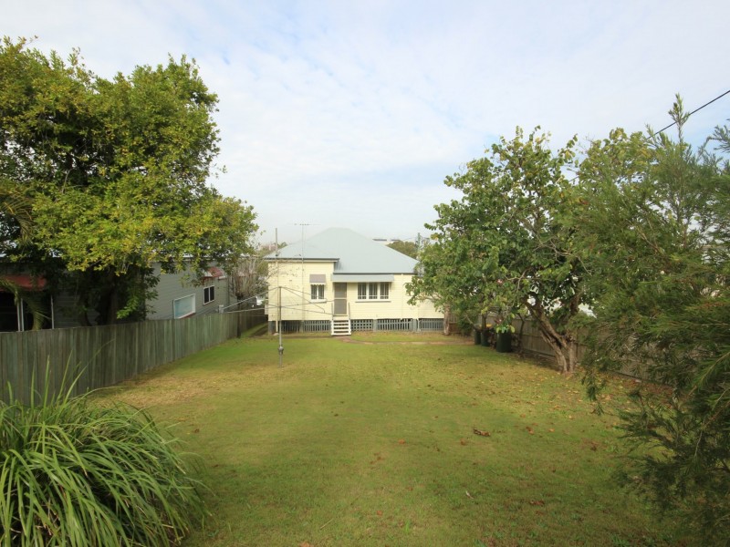 42 Peterson Street, Woolloongabba QLD 4102