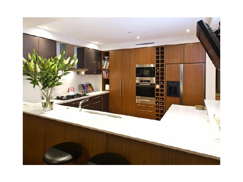 9E/39 Castlebar Street, Kangaroo Point QLD 4169