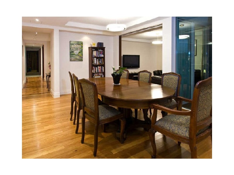 9E/39 Castlebar Street, Kangaroo Point QLD 4169