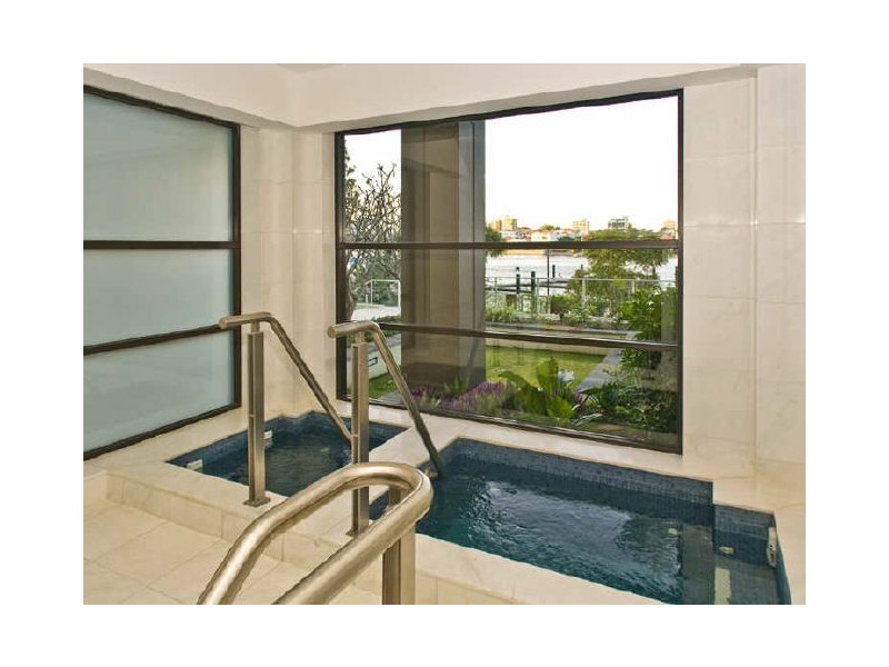 9E/39 Castlebar Street, Kangaroo Point QLD 4169