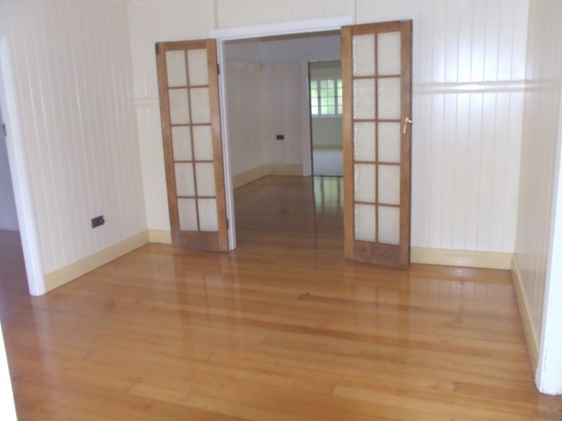 11 Vallely Street, Annerley QLD 4103