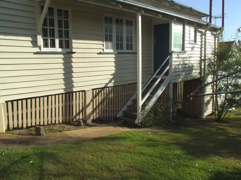 11 Vallely Street, Annerley QLD 4103