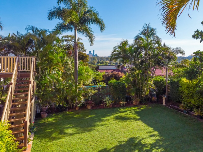 44 Rhyndarra Street, Yeronga QLD 4104