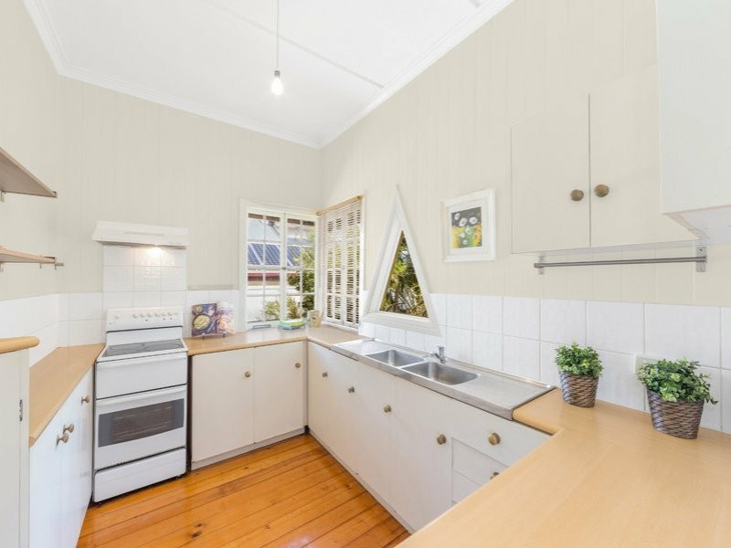 50 Railway Terrace, Dutton Park QLD 4102