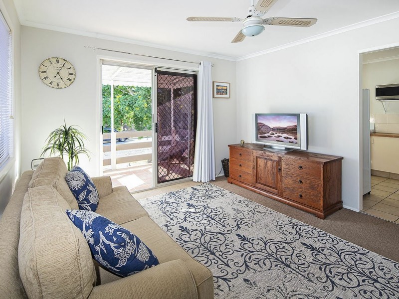 19 Violet Street, Yeronga QLD 4104